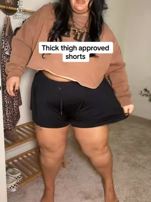 Bouncy cooling shorts 💕 @COOTRY @cootry_plus size fashion #plussizefashion #athleticshorts #curvyfashion #plussizeootd #TikTokshopbacktoschool 