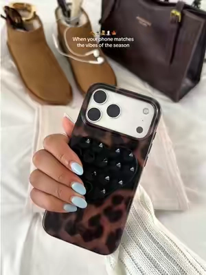 love this feeling :) @Velvet Caviar #velvetcaviar #phonecase #cutephonecases #fallaesthetic #iphone18promax 
