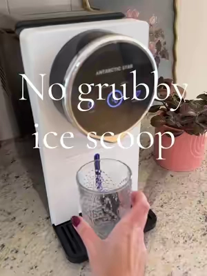 The prettiest ice maker ever! And it gives you that crispy nugget ice. 33 lbs in 24 hours! #icemaker #nuggetice #nuggeticemaker #christmasgiftideas 