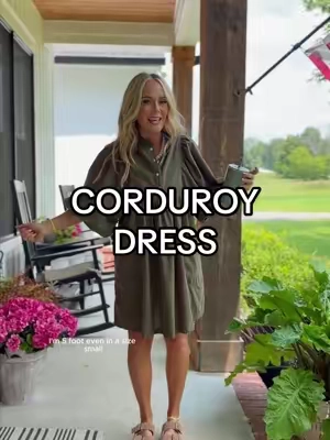 A corduroy dress??? I’m in LOVE🤎