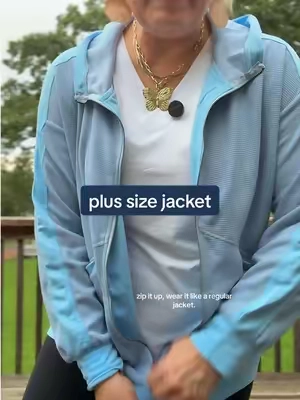 Perfect plus size lightweight jacket. #jacket #waffleknit #plussizejacket #plussize #plussizefashion 