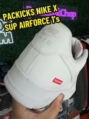 A time to be alive.. we got affordable NikeXSup AF1’s 🔥@Packicks #nike #nikeairforce1 #af1 #nikesupreme #packicks 