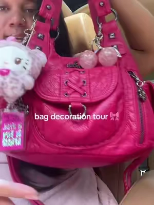 how i decorated my angel kiss bag :) 
