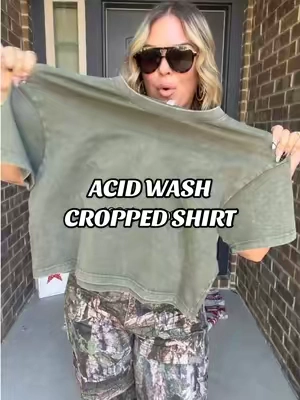 A crop top that isn’t too short or too long 👏🏼👏🏼 #acidwashtshirts #croppedshirt #midsizeoutfits #TikTokShopSummerSale #TikTokshopbacktoschool 