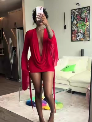 the red eats on my skinnn #fyp #outfitinspo #tiktokmademebuyit #dress #viral 