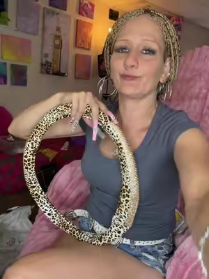 7674763298880916766