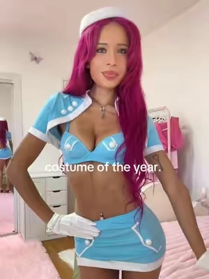 SIZE XS 5’7🪽 this ones 100% gonna be gone first👩🏼‍✈️@Dolls Kill 