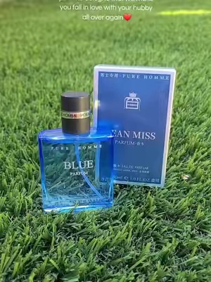 it smells soooo good😏 @thymy beauty #fyp #tiktokshop #cologne #cologneformen #fragrance 