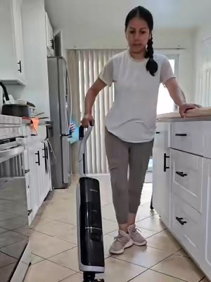 Aspira y trapea al mismo tiempo, es inalambrica DREAME H14 Lite/ H12 Pro FlexR #cleaninghacks #cleaningtiktok #cleaning #CleanTok #floorcleaning 