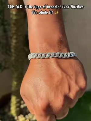 This GLD Cuban  bracelet adds that extra detail without needing to change the whole fit ✨ White gold plated with CZ stones and made for that iced-out statement look. ⛓️ GLDBracelet #CubanLinkBracelet #MensJewelry #IcedJewelry #GiftForHim #GLD 
