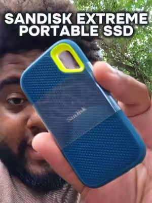 The SanDisk Extreme Portable SSD has been FLYING lately 🔥 Fast NVMe storage, USB-C compatibility, and a rugged portable design for creators, photographers, students, or anyone who needs more storage. Stock is getting LOW, so check the cart while they still have them! 💾 - #SanDisk #PortableSSD #ExternalSSD #ContentCreator #MackMotivates 
