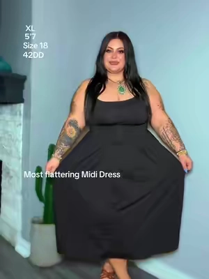 & the stretch is too good. 🤤 @OYS_US #oys #mididress #plussizefashion #dresses #curvyfashion 