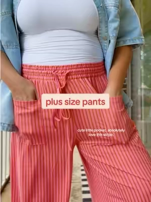 Cute plus size striped pants. #pants #plussizepants #stretchypants #plussizefashion 