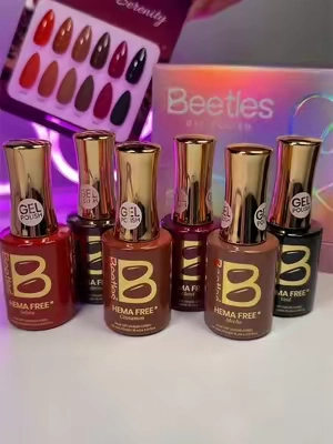 Even more fall colors but make them HEMA FREE 🍷🍂🖤☕️@BeetlesGelPolish #diynails #nailsathome #fallnails #nailinspo #hemafree 