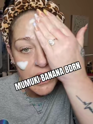 If you are chasing that glassy, glowy, hydrated, plump skin, then try these skincare products from Mumuki! @MUMUKI Global #glowingskincare  #mumukiskincare #bananabdrn #matureskincare 