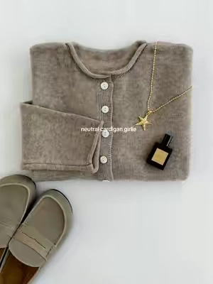 #neutralstyle #neutraloutfit #cardigan #cleangirlaesthetic 
