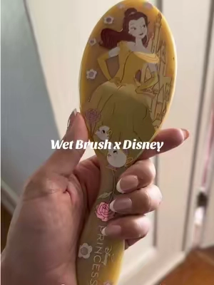 I’ll never have too many wet brushes 💛✨💫 especially when it’s a limited edition Disney one! #wetbrush #disney #beautyandthebeast #disneyprincess #detanglingbrush 