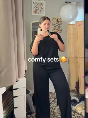 that time of the month where getting dressed is a whole task in itself 😭 #midsizeoutfits #cozyoutfit #comfyoutfit #2pieceset #plussizefashion 