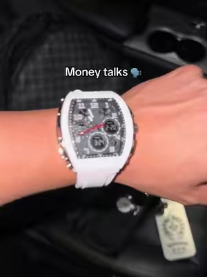 Everyone’s loves this watch #watch #menswatches #larp #fyp #essentials