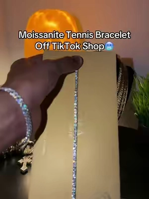 #moissanitebracelet #tennisbracelet #moissanitejewelry #moissanite #moissanitevsdiamond 