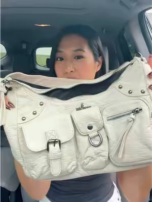 disclaimer these all fit seperately❤️ @Angelkiss Bags #shoulderbag #bags #fashion 