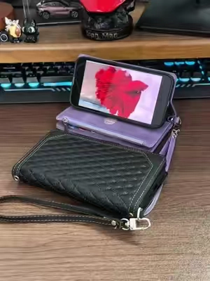 wallet phone case. #iPhone17 #phoneaccessories #Voolt #phonecase #sohochic 