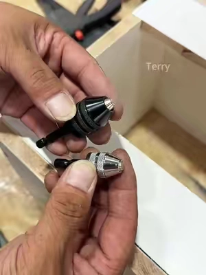 An adapter that allows an impact driver to hold round-shank drill bits.#TikTokshop #powertools#toolhack#diytools#woodworking 