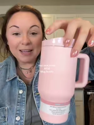Frost Buddy just released their brand new ceramic lined Mug Buddy! AND it’s coming out in their new fall prints 8/17 at 7pm EST! These prints will go FAST and are limited edition so don’t wait! ☕️✨ #frostbuddy #mugbuddy #coffeemug #travelmug 