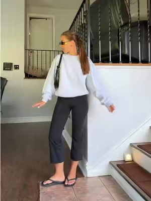 perfection @Halara_official #halaraeveryday #halaralistens #capris #halaraleggings 