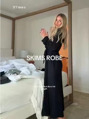Mind you this is my first impression of @SKIMS 🥺🖤 #robe #skims #skimsreview #loungewear #loungewearstyle 