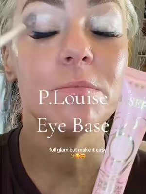 #creatorsearchinsights The secret to smoother blending + eyeshadow that actually POPS. 👀✨ @Plouise USA  #eyeshadowtutorial #eyebase #makeupmusthaves #plouisemakeup 