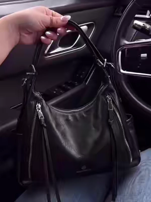 The product is in the cart, my dear friends. #bags #handbags #womenbag #bag #womenbags 