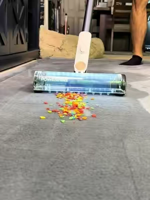 I will never go back to a corded vacuum ever again… #vacuum #cleaning #sharkdetectcleanandempty #sharkvacuum 