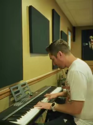 My latest composition: I didn’t make it to the toilet in the key of D-Major Played on my STRICH 88-Key Keyboard. #tiktokshopsummerturnup #tiktokshopsummersale #tiktokshopcreatorpicks #keyboard #piano 