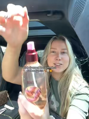 vanilla and pumpkin?! Immediately YES🤤 #pinkbodymist #pinkvictoriasecret #fallbodymist #pinkvs 