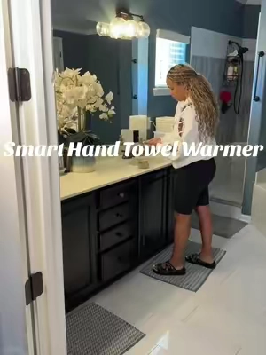 #hottowel #handtowel #bathroomaesthetic #luxuryhomes 
