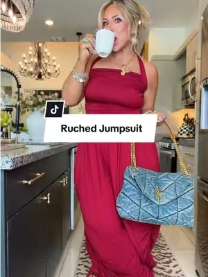 Burgundy sells out first🍷 and this jumpsuit is TOO good for fall. Comfy, flattering, and giving instant outfit 🤎  @Fisoew Fashion @Fisoew Clothing Co. #jumpsuits #falloutfits #midsizeoutfits #sohochic #fallfashion 