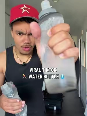 i think it’s WAY better than the regular water bottles 😮‍💨 #runnertok #Running #runningwaterbottle #waterbottle #Hiking 