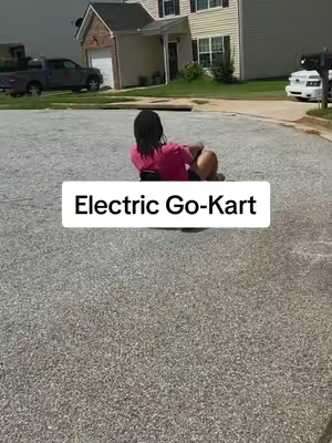 This kids go-kart is the kind of gift that turns into childhood memories. 🥹 Instead of another toy forgotten in the corner, give them something the whole family can actually enjoy together 🎁