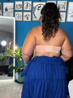 This COLOR ❤️‍🔥 #dress #renissancedress #plussizefashion #womensfashion 