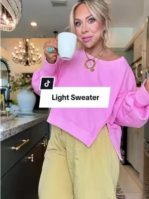 Pink sweater weather without the sweat 🩷🍂 No fleece inside = perfect for those of us who run HOT @Imily Bela US @Imily Bela Shop #lightsweater #sweateroutfit #falloutfits #midsizeoutfits #sohochic 