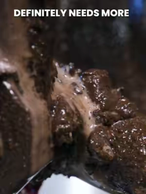 Best degreaser vs. baked-on grease #trucking  #detailing  #degreaser