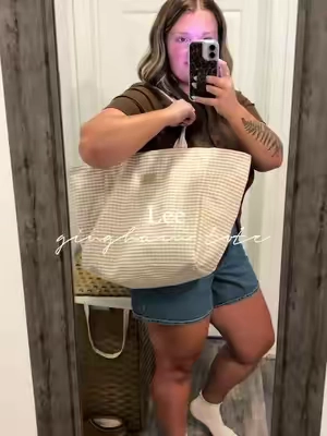 I love a BIG BAG #totebag #mombag #gingham #backtoschool #bag 