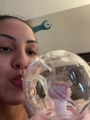 There's no age limit on nonsense & hydration!🤪 #hydrationtips #creatorsearchinsights #whalecup @COMO BEBE 