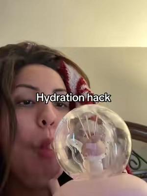 Btw theres no age limit on nonsense & hydration! 🐳 #creatorsearchinsights #whalecup @COMO BEBE 
