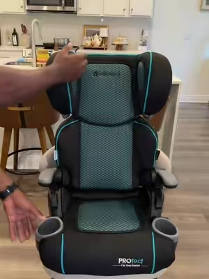 They Just Restocked but they’re SELLING Out Fast! #car seat#boosterseat #2in1carseat #babytrend #toddlertok 