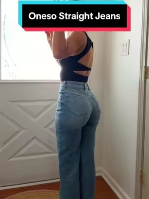 These are the perfect relaxed fit!! Size 24  #summerwins #tiktokshopcreatorpicks #TikTokshopbacktoschool #stretchyjeans #straightjeans