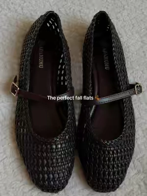 Buying everything in preparation for fall 🍂 #fallfashioninspo #fashioninspoforyou #fallaesthetic #flats #foryoupage 