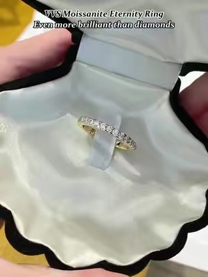VVS Moissanite Eternity Ring💍 Even more brilliant than diamonds💎✨#TikTokshopbacktoschool #moissanitejewelry #GRA #fyp #affordable #ring #giftguide #diamond #moissanitering #beautiful #delzzad #viral #eternity #diamondtester #moissanite #14kgold 