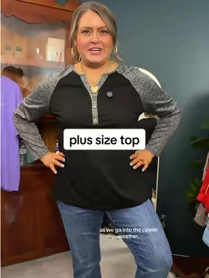 Lightweight top for midsize and plus size girls. #top #plussizetop #plussize #plussizefashion 